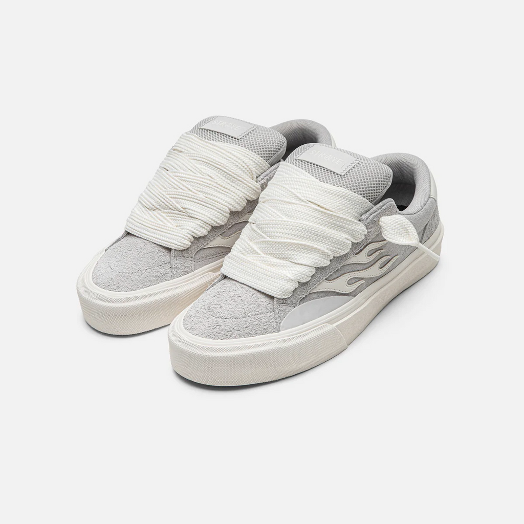 Straye Logan Puff Silver