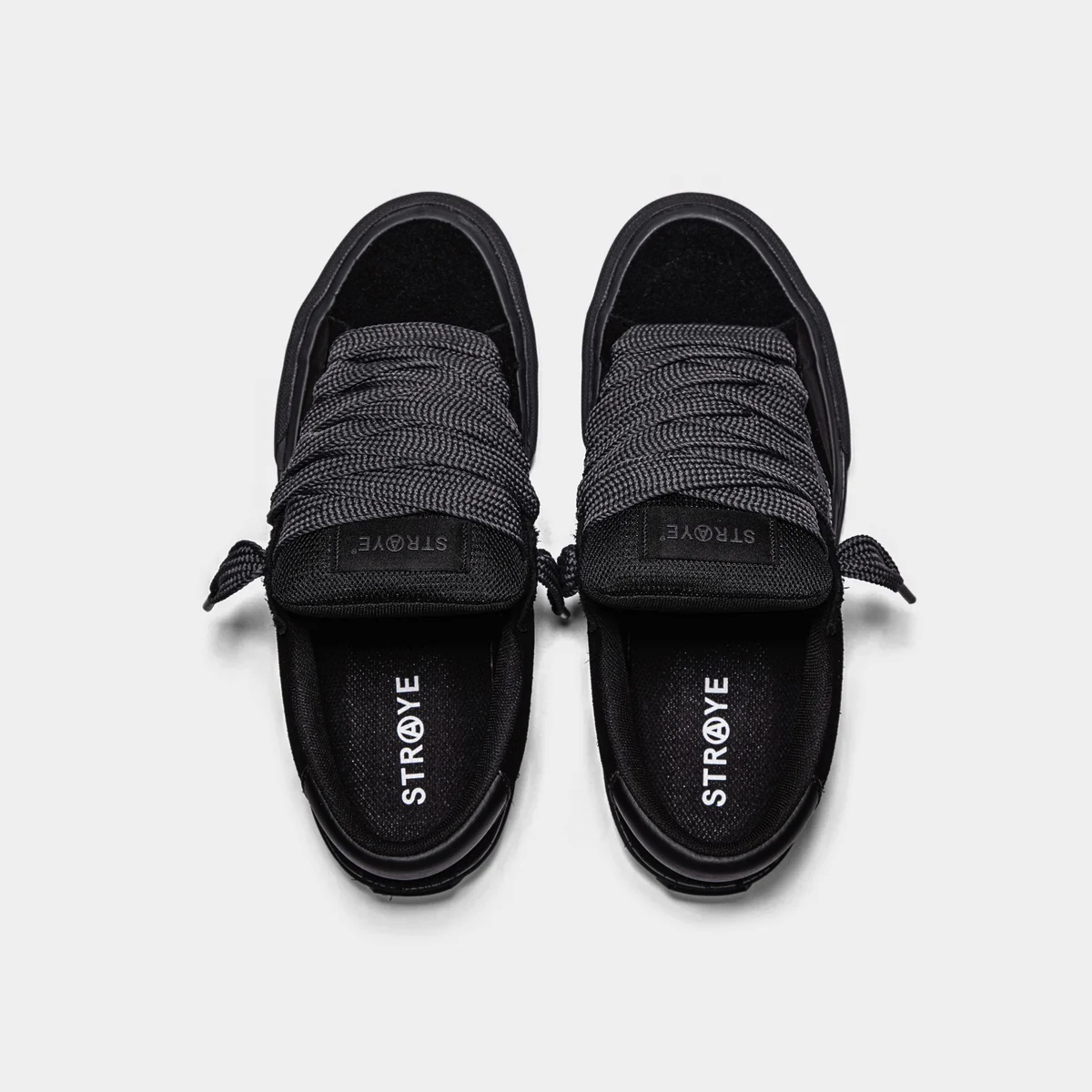 Straye Logan Puff Blackout