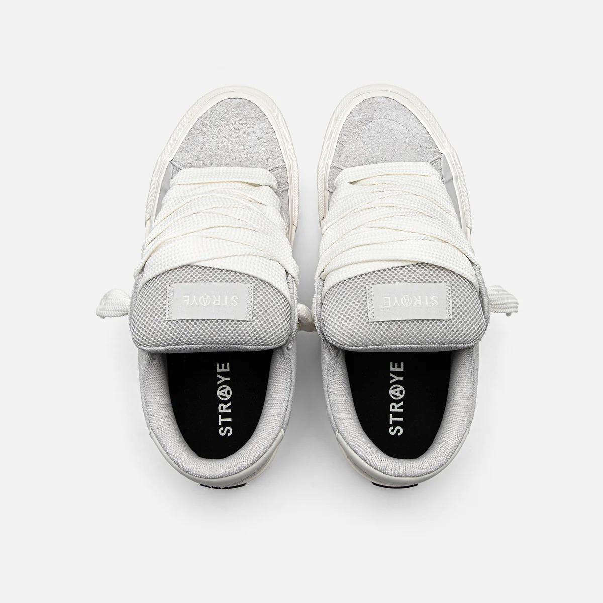 Straye Logan Puff Silver