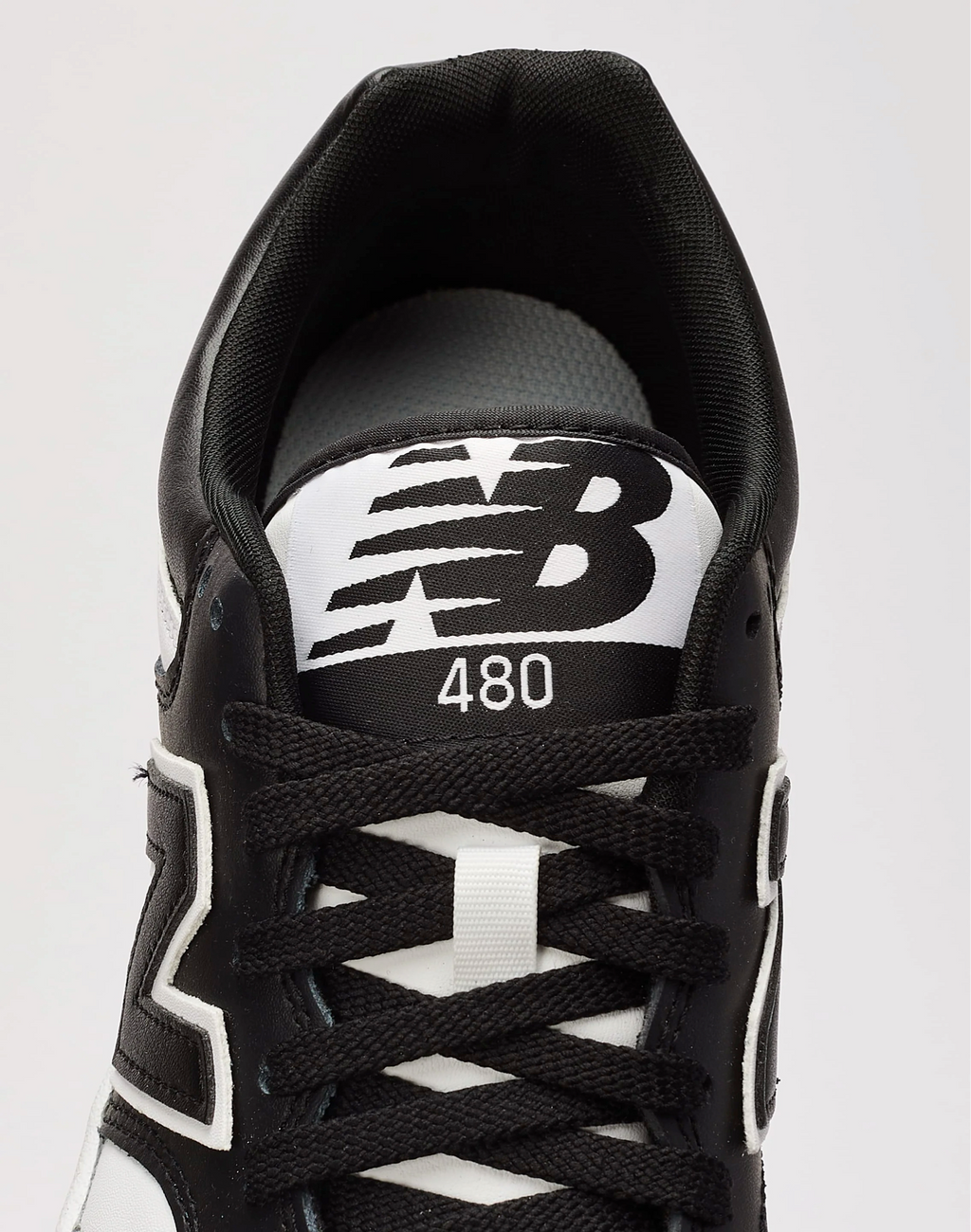 480 Dama Negro / Blanco