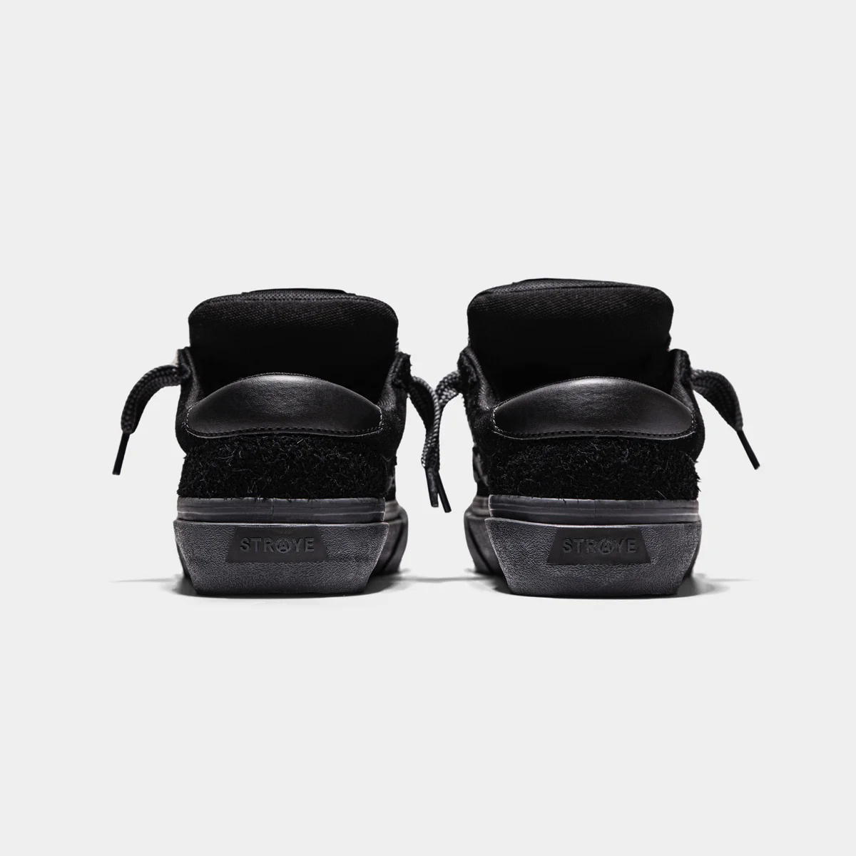 Straye Logan Puff Blackout